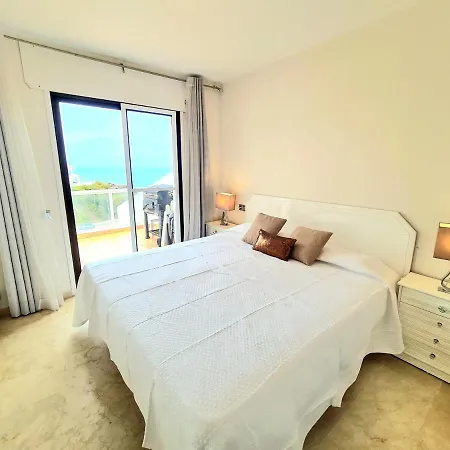 Sunrise Sea Views Eco With Swimming Pool 아파트